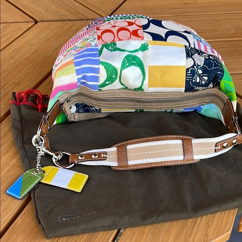 Coach M0673-10441 Hampton Hobo Multicolor Patchwork Shoulder Bag - Picture 4 of 9
